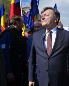Crin Antonescu: Europa este un spirit, o civilizaţie, nu un monopol, o lozincă, o caricatură. Europa este sub atac. Dinăuntru şi din afară

