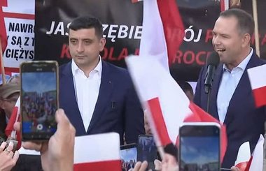 Premierul Poloniei, Donald Tusk: „Rusia se bucură. Nawrocki şi omologul său pro-rus din România, George Simion, pe aceeaşi scenă, cu cinci zile înainte de alegerile prezidenţiale din Polonia şi România”