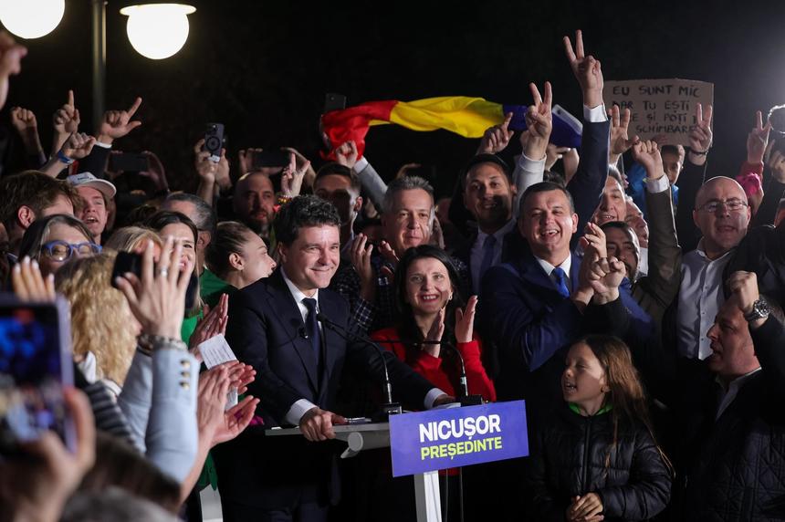 ALEGERI PREZIDENŢIALE 2025 - Nicuşor Dan: În alegerile de azi a câştigat o comunitate de români care vrea o schimbare profundă a României / George Simion, discurs de învingător: Suntem câştigătorii clari ai acestor alegeri