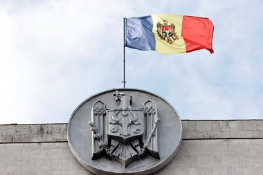 Guvernul R. Moldova: Românii din Republica Moldova au votat liber. Numărul mare de oameni care au ieşit la vot pentru alegerile prezidenţiale din România arată cât de mult le pasă de viitorul României