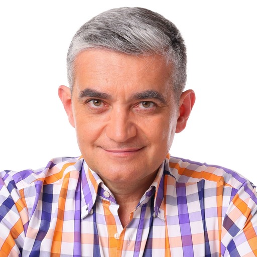 Primarul oraşului Sinaia, Vlad Oprea, ridicat de Poliţie de la locuinţa sa, în baza mandatului de arestare emis de judecători. El va fi depus în arestul de la Câmpina
