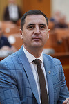 Deputatul PNL Dragoş Ciobotaru propune modificarea Legii vânătorii, după tragedia de la Răcoasa, unde un bărbat a fost împuşcat mortal, fiind confundat cu un mistreţ