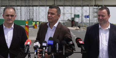 Grindeanu: Am impresia că unii încearcă să ne pună într-o poziţie în care, haideţi la guvernare, că trebuie să reparaţi nişte lucruri pe care le-aţi făcut voi în aceşti trei ani şi jumătate / Nu vrem să fim folosiţi aşa, pe post de sac de box