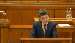 Nicuşor Dan: Este în interesul naţional ca România să aibă un guvern susţinut de o majoritate parlamentară, ca toată majoritatea să-şi asume reformele fiscale de care România are nevoie / Cer partidelor politice să acţioneze în interesul naţional