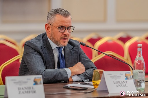 Antal Lorant (UDMR): Să intri în Parlament cu un guvern minoritar este extrem de riscant şi practic rămâne o instabilitate. Eu cred că cea mai optimă variantă este un guvern majoritar