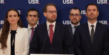 Consultări la Cotroceni - Dominic Fritz: Ţara are nevoie de un premier cu autoritate şi cu credibilitate mare şi USR crede că acest premier e Ilie Bolojan / I-am spus şi preşedintelui că USR şi PNL au mai mulţi parlamentari decât PSD, nu e o idee absurdă