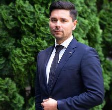 Silviu Popa (ANI): 97% dintre ţările OCDE au declaraţii de avere publice / Decizia CCR, un pas spre regres / Va trebui găsită o soluţie pentru a armoniza principiul dreptului la viaţă privată cu cel al transparenţei şi al evaluării averilor
