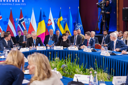 Nicuşor Dan: România va continua să sprijine Ucraina, pentru că e vorba de propria noastră securitate / Foarte probabil o să merg la Summit-ul de la Odessa din 11 iunie şi acolo discuţiile vor fi mai tehnice