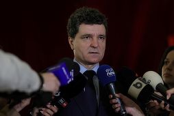 Nicuşor Dan explică de ce a estimat la 2 săptămâni termenul pentru Guvern: Într-o coaliţie apar tensiuni pe diferite subiecte şi atunci e bine ca multe din lucrurile pe care ne aşteptăm să fie divergenţe să fie scrise/ Noi discuţii, marţi 

