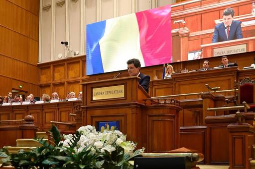Nicuşor Dan, întrebat de ce aşteaptă ca aceleaşi partide care au creat situaţia economică să o şi rezolve: Nu ne permitem experimente, nu ne permitem alegeri anticipate, trebuie să lucrăm cu Parlamentul aşa cum a fost votat de români

