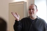 INTERVIU - Barbu Mateescu, sociolog: S-a ajuns la un punct critic în erodarea partidelor clasice PSD şi PNL. Oamenii care l-au votat pe Simion în turul doi au acelaşi profil cu cei care au votat Ponta în 2014 şi Năstase în 2004