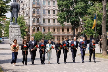 Maia Sandu, după discuţiile de la Odesa: Când Chişinăul, Kievul şi Bucureştiul acţionează împreună, putem construi mai mult decât infrastructură sau proiecte comune – putem oferi siguranţă oamenilor noştri, speranţă într-un viitor paşnic