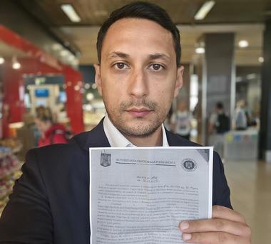 Independentul Vlad Gheorghe, amendat de AEP cu 15.000 de lei pentru susţinerea lui Nicuşor Dan, în campania electorală, fără să eticheteze postarea cu CMF - cod de mandatar financiar/ Politicianul anunţă că va contesta amenda