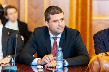 USR solicită Guvernului explicaţii pentru acceptarea unui acord profund inechitabil privind stocarea de dioxid de carbon în România