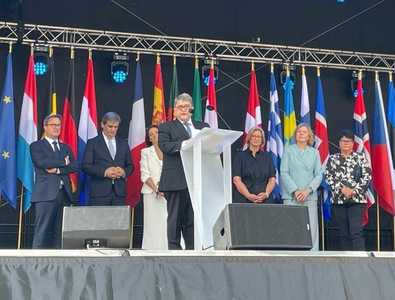 Ministrul Emil Hurezeanu, la ceremonia aniversară de marcare a 40 de ani de la instituirea Spaţiului Schengen, organizată în Marele Ducat al Luxemburgului