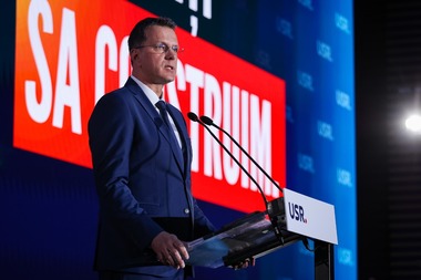 Ionuţ Moşteanu, nominalizat la Apărare: Voi fi partenerul profesioniştilor din armata română cu o misiune clară: să pun umărul pentru o armată pregătită, bine motivată şi înzestrată şi pentru o industrie de apărare care să iasă din hibernare