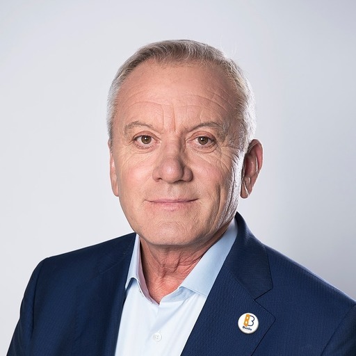 Primarul PSD al Buzăului: Marcel Ciolacu are o mare vină pentru situaţia financiară a ţării / PSD este liniştit, aşteaptă să-şi rupă gâtul primul-ministru
