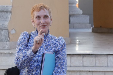 Activist civic, fost consilier municipal şi candidat independent la alegerile locale din 2024  a demarat la Buzău un proces de strângere a semnăturilor necesare demiterii primarului Constantin Toma
