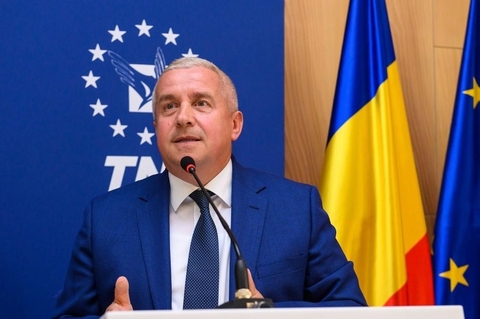 Daniel Buda (PNL): România trebuie să înţeleagă că nu poate sta la masa UE, cu alte state care implementează reforme, măsuri de reducere a deficitului bugetar şi să facă o excepţie. Bolojan are capacitatea de a implementa acest plan de reforme