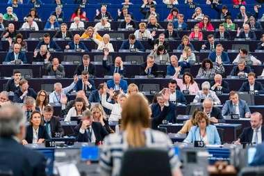 Virgil Popescu, după ce moţiunea de cenzură împotriva Comisiei Europene a fost respinsă în PE: Comportamentele populiste şi iresponsabile ale extremiştilor au fost sancţionate. Sunt convins că vor fi sancţionate şi de cetăţeni, inclusiv în România