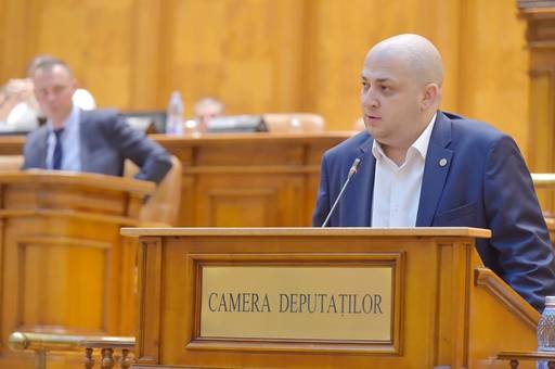 Reprezentantul Federaţiei Comunităţilor Evreieşti în Parlament, Silviu Vexler anunţă că returnează vineri ”Ordinul Naţional pentru Merit” după ce preşedintele Nicuşor Dan a sesizat la CCR legea care completează Ordonanţa privind combaterea extremismului