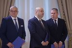 UPDATE - Trei noi judecători la Curtea Constituţională au depus jurământul / Preşedintele Camerei Deputaţilor Sorin Grindeanu a lipsit de la ceremonie, fiind înlocuit de Raluca Turcan / Cum este ales preşedintele CCR. Mihaela Ciochină, favorită - VIDEO