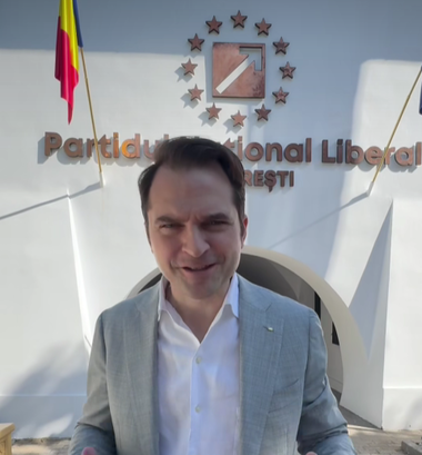 Ziua Porţilor Deschise, la sediul PNL Bucureşti / Sebastian Burduja: Modrogan 22, un loc încărcat de istorie / Ne vedem aici! - VIDEO