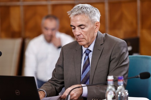UPDATE - Vicepremierul Dragoş Anastasiu a recunoscut că a dat mită unei funcţionare ANAF / Guvern: A avut calitatea de martor / Nicuşor Dan: Nu am această informaţie / Reacţia lui Anastasiu / DNA: Dragoş Anastasiu şi Cristian Băciucu, martori denunţători