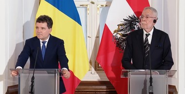 Preşedintele Austriei: Austria este o ţară foarte interesată de piaţa românească. OMV-ul nu mai este mulţumit doar cu activitatea de exploatare a gazului şi a petrolului, îşi doreşte să investească şi în energii regenerabile, în fotovoltaice