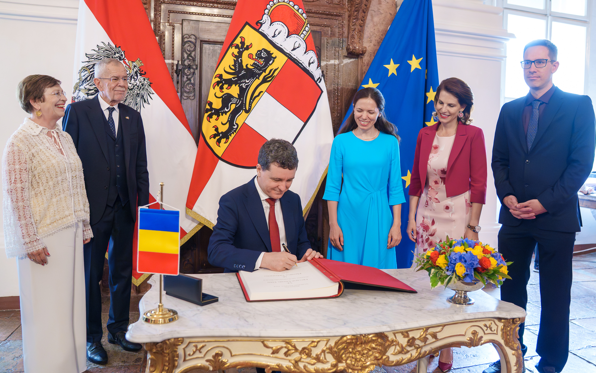 Nicuşor Dan: Alături de Austria, al treilea mare investitor din România, intrăm într-o nouă etapă a consolidării parteneriatului pe care îl avem: dialog, cooperare, discuţii constructive despre viitorul economic