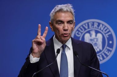 Anastasiu spune că premierul nu i-a cerut demisia: Am vorbit în fiecare zi. Ultima dată, cred că acum două, trei ore. M-a întrebat ce cred, i-am spus ce cred, decizia mea, punct. A spus că respectă decizia
