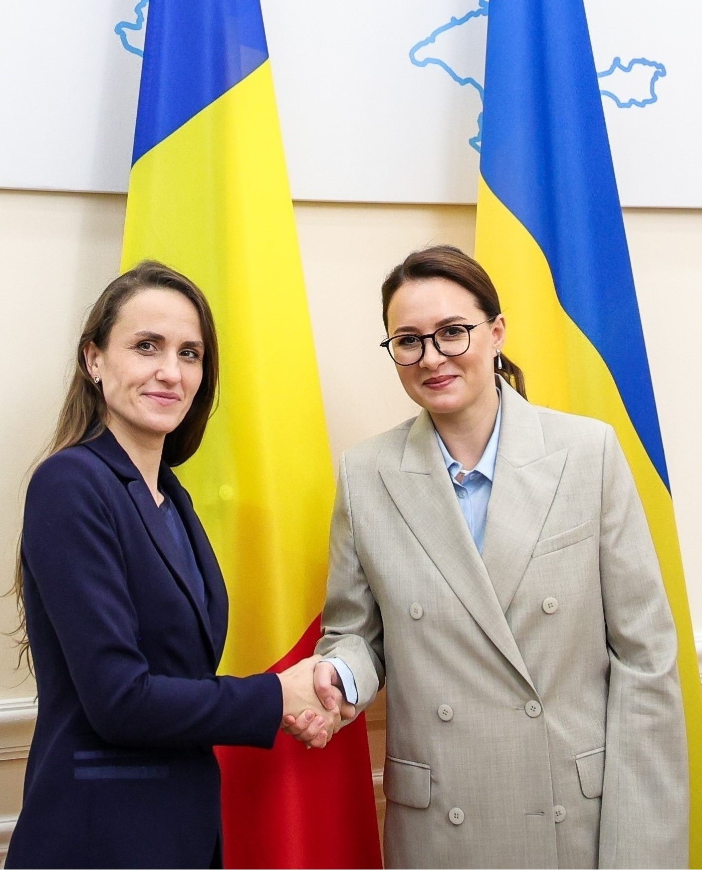 Oana Ţoiu: Încep prima vizită bilaterală a unui ministru de Externe al României la Kiev de la începutul invaziei nejustificate a Rusiei/ Întrevedere cu prim-ministrul Ucrainei, Yulia Svyrydenko