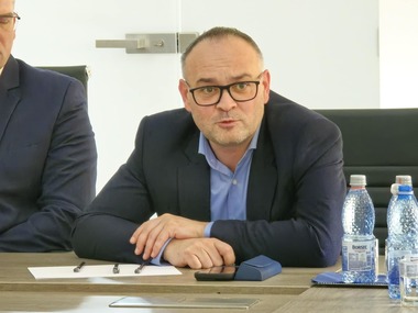 Deputat PSD: Prin moarte, Ion Iliescu i-a dezbrăcat pe neterminaţii de la USR în faţa poporului şi a arătat ce oameni de nimic sunt. Prima moţiune de cenzură care va fi depusă pentru a cădea un guvern din care fac parte neterminaţii de la USR, o voi vota