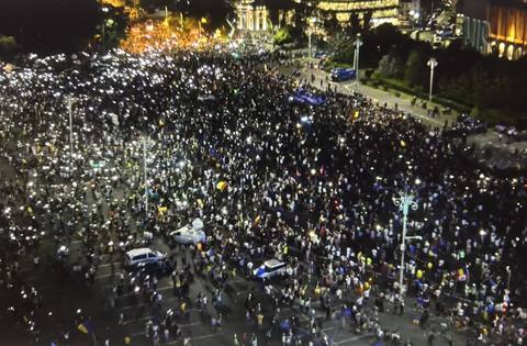 Rareş Bogdan, ”cu furie despre îngroparea Dosarului 10 august”: Au o responsabilitate toţi cei care au fost la putere după / Sistemul e la fel de osificat şi groaznic de nereformat în PNL cum e în toate partidele / Peste un an se prescriu infracţiunile

