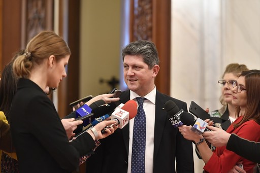 Grindeanu, despre candidatura lui Titus Corlăţean la şefia PSD: E un coleg pe care eu îl respect şi e foarte bine că există concurenţă / Îmi doresc ca în această perioadă, să spunem, pre-electorală, discuţiile să nu ducă la slăbirea partidului