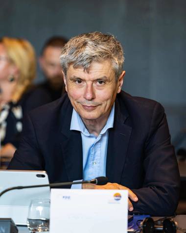 Virgil Popescu: Gazele din perimetrul Neptun Deep sunt esenţiale pentru viitorul energetic al UE. România este pregătită să devină o piesă centrală în planul Comisiei Europene de eliminare completă a dependenţei de gazul rusesc