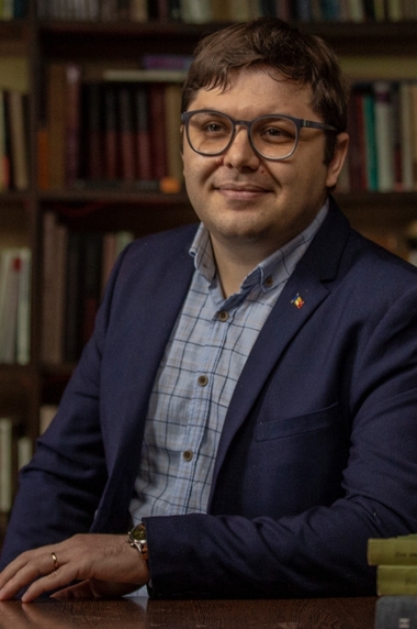 INTERVIU - Nicolae Ţibrigan, expert în combarea dezinformării: E nevoie în primul rând de voinţă politică pentru a combate războiul hibrid rusesc în România. Această voinţă politică e sublimă, dar lipseşte cu desăvârşire! E vorba de rea-voinţă şi nepăsare