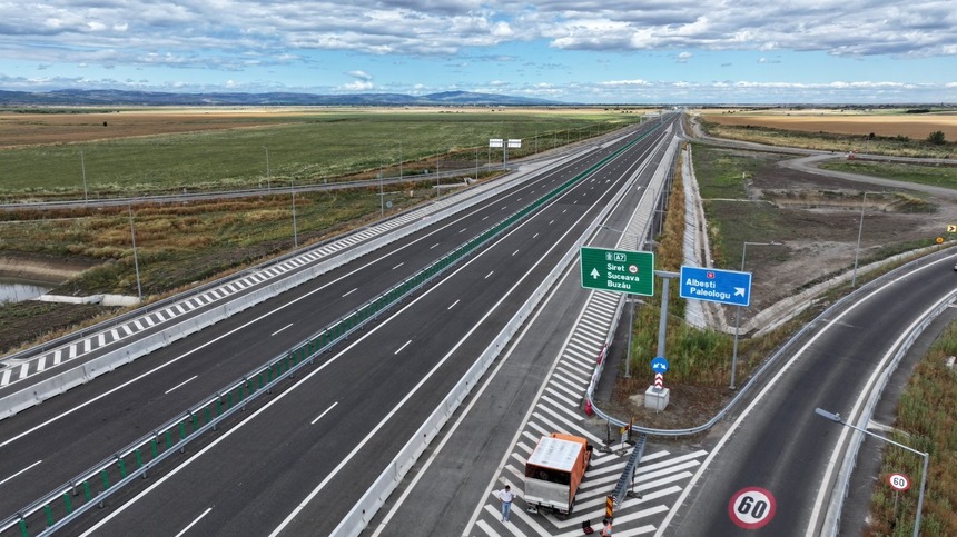 Ilie Bolojan: Pentru cele două bucăţi de autostradă de la Paşcani-Iaşi-Ungheni şi Paşcani-Suceava-Siret, am căutat din nou o formulă de finanţare şi am inclus aceste proiecte în fondurile pentru apărare pe care le poate accesa România