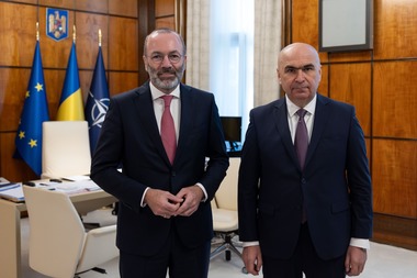 Premierul Ilie Bolojan l-a primit la Palatul Victoria pe preşedintele Partidului Popular European, Manfred Weber: Sprijinul PPE pentru România în dialogul cu Comisia Europeană privind deficitul bugetar, pe agenda discuţiilor