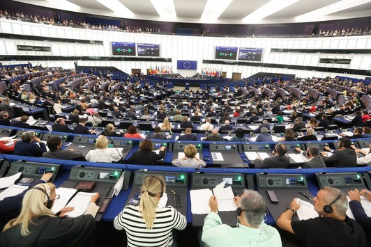 Virgil Popescu: Am votat pentru adoptarea poziţiei Parlamentului European privind reforma Directivei pachetelor de servicii turistice, astfel încât drepturile călătorilor să fie garantate în situaţii neprevăzute