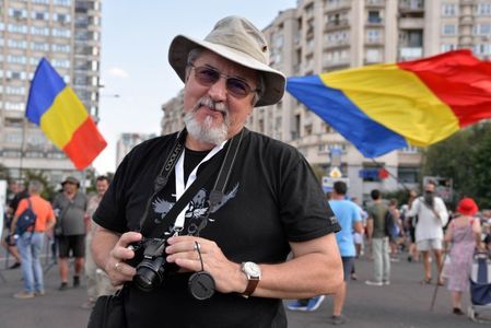 INTERVIU-Călin Hentea, expert: Cazul Călin Georgescu, exemplu de manual de operaţii informaţionale, război hibrid, propagandă. Serviciile secrete ştiu agenţii de influenţă străini, dar în ele sunt susţinători ai ideilor antioccidentale care îi favorizează