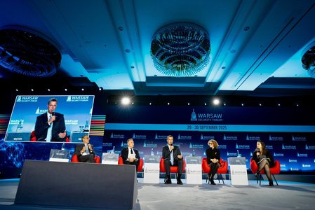 Ministrul Apărării, la Forumul de Securitate de la Varşovia: Dacă vrem o Europă sigură, Flancul Estic trebuie să fie puternic

