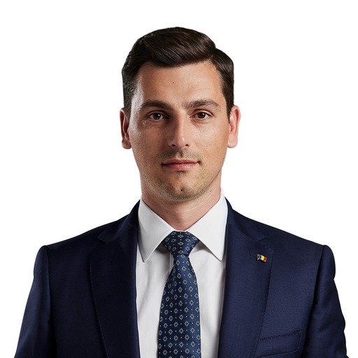 Ionel Bogdan (PNL), atac la social-democraţii Adrian Câciu şi Marius Budăi: Aceleaşi figuri reşapate şi gălăgioase. Din păcate, tupeul ţine loc de ierarhie şi tot cei mai slabi ajung să dicteze tonul