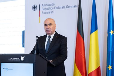 Bolojan, la 35 de ani de la unificarea Germaniei: România şi Germania împărtăşesc aceleaşi valori europene şi au construit, în timp, un parteneriat solid / Apreciem sprijinul acordat prin misiunea de Poliţie Aeriană Întărită