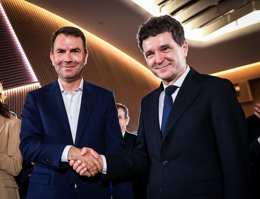 UPDATE - Cătălin Drulă, lansat oficial de USR în cursa pentru Primăria Capitalei / Candidează sub sloganul ”Împreună pe drumul onest” / Nicuşor Dan, la eveniment - Mesajul transmis - VIDEO