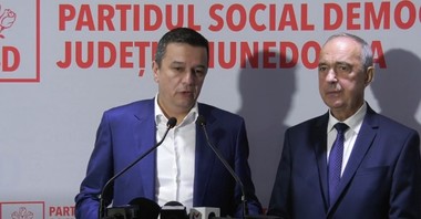 Grindeanu, despre chemarea lui Bolojan în Parlament: Prim-ministrul trebuie să arate respect pentru Parlament, nu pentru partidele care compun sau nu o majoritate / Nu mă interesează pe mine să-i aud pe Bolojan, pe Moşteanu sau pe Ţoiu