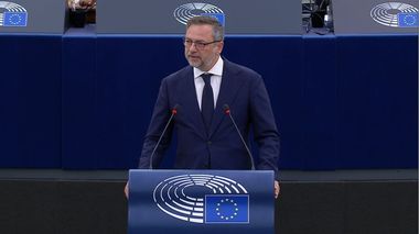 Dan Motreanu, mesaj la 32 de ani de la intrarea în vigoare a Tratatului de la Maastricht – Ce rol a avut în vieţile noastre / De la intrarea în UE şi până astăzi, România a primit 106 miliarde de euro de la UE şi a plătit 35 miliarde de euro