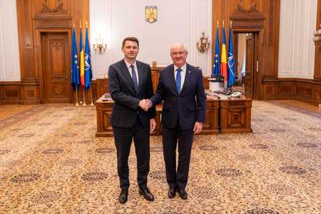 Premierul Republicii Moldova, Alexandru Munteanu, primit la Senat. Mircea Abrudean: Republica Moldova este un exemplu pentru modul în care a gestionat provocările acestei perioade complicate. Vom continua să fim alături de Chişinău