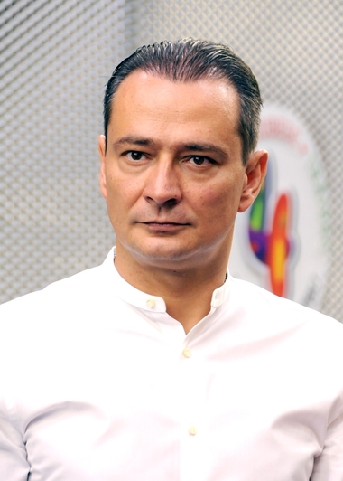 Daniel Băluţă: Am avut politică în Bucureşti mult prea mulţi ani şi această politică nu a ţinut loc nici de metrou, nici de trafic, nici de termie. Toate lucrurile astea nu fac politică. Bucureştenii ar trebui să se orienteze către un manager