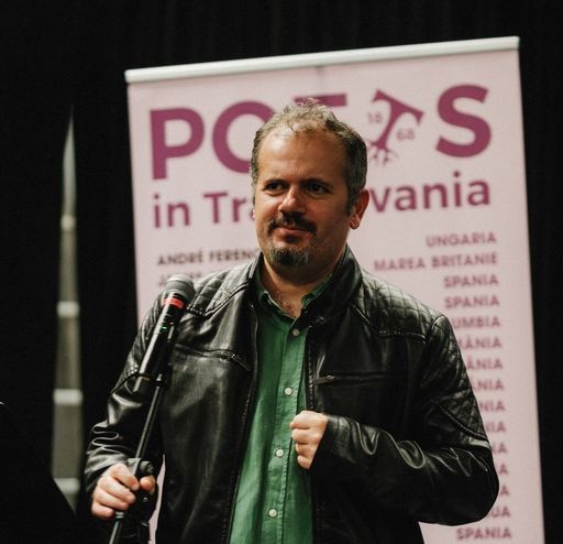 INTERVIU - Radu Vancu, scriitor şi activist: Justiţia încearcă să devină o supraputere. Dacă cineva poate fi incriminat penal pentru o observaţie, nimeni nu e în siguranţă! CSM încearcă să interzică gândirea critică a cetăţenilor în raport cu statul

